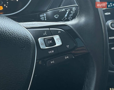 Червоний Фольксваген Тігуан, об'ємом двигуна 1.98 л та пробігом 99 тис. км за 20300 $, фото 35 на Automoto.ua