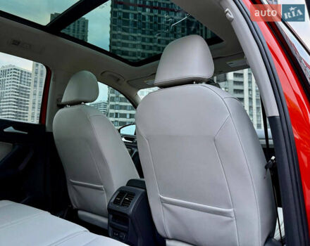 Красный Фольксваген Тигуан, объемом двигателя 2 л и пробегом 46 тыс. км за 22500 $, фото 43 на Automoto.ua