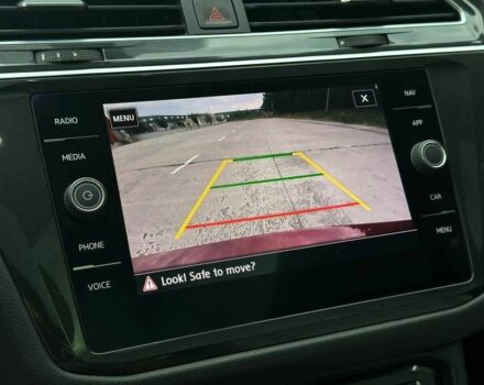 Красный Фольксваген Тигуан, объемом двигателя 2 л и пробегом 145 тыс. км за 20990 $, фото 22 на Automoto.ua