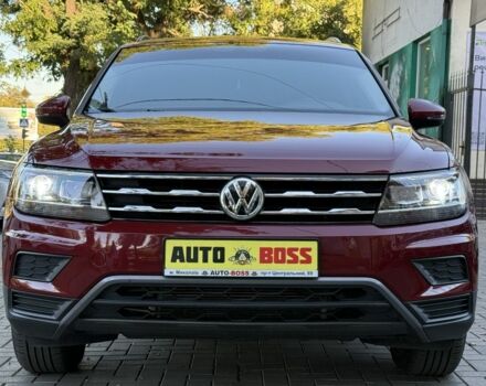 Червоний Фольксваген Тігуан, об'ємом двигуна 2 л та пробігом 99 тис. км за 20800 $, фото 10 на Automoto.ua