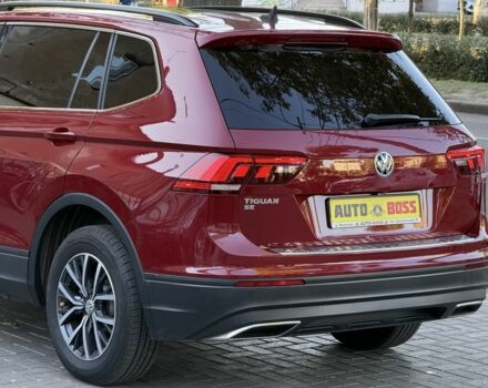 Червоний Фольксваген Тігуан, об'ємом двигуна 2 л та пробігом 99 тис. км за 20800 $, фото 17 на Automoto.ua