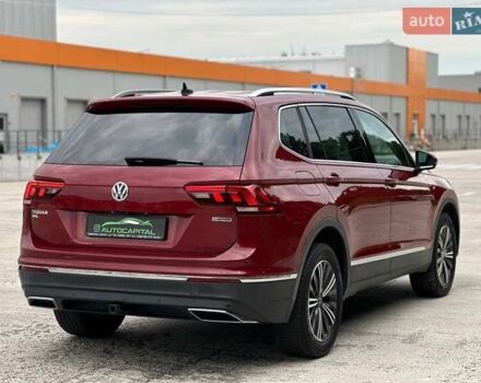 Красный Фольксваген Тигуан, объемом двигателя 2 л и пробегом 145 тыс. км за 19990 $, фото 7 на Automoto.ua