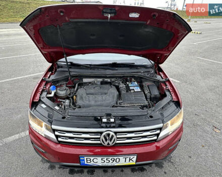 Красный Фольксваген Тигуан, объемом двигателя 2 л и пробегом 77 тыс. км за 20700 $, фото 15 на Automoto.ua