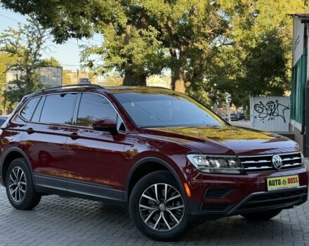Червоний Фольксваген Тігуан, об'ємом двигуна 2 л та пробігом 99 тис. км за 20800 $, фото 6 на Automoto.ua