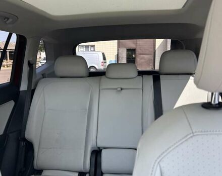Червоний Фольксваген Тігуан, об'ємом двигуна 1.98 л та пробігом 140 тис. км за 17499 $, фото 18 на Automoto.ua