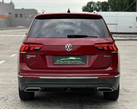 Красный Фольксваген Тигуан, объемом двигателя 2 л и пробегом 145 тыс. км за 20990 $, фото 6 на Automoto.ua