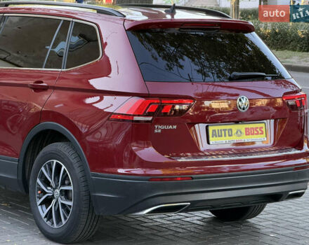 Червоний Фольксваген Тігуан, об'ємом двигуна 1.98 л та пробігом 99 тис. км за 20300 $, фото 17 на Automoto.ua