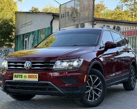 Червоний Фольксваген Тігуан, об'ємом двигуна 2 л та пробігом 99 тис. км за 20800 $, фото 1 на Automoto.ua