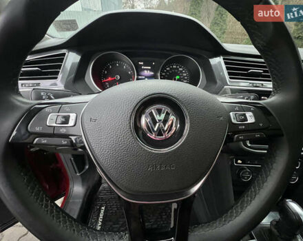 Красный Фольксваген Тигуан, объемом двигателя 1.98 л и пробегом 150 тыс. км за 19200 $, фото 17 на Automoto.ua