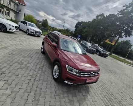 Красный Фольксваген Тигуан, объемом двигателя 2 л и пробегом 35 тыс. км за 17700 $, фото 15 на Automoto.ua