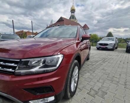 Красный Фольксваген Тигуан, объемом двигателя 2 л и пробегом 35 тыс. км за 17700 $, фото 22 на Automoto.ua