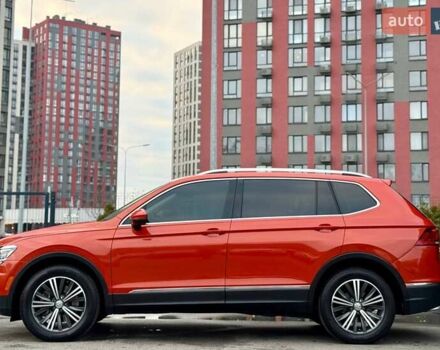 Красный Фольксваген Тигуан, объемом двигателя 2 л и пробегом 46 тыс. км за 22500 $, фото 8 на Automoto.ua