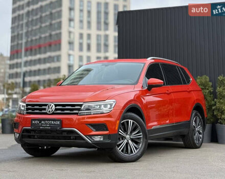 Красный Фольксваген Тигуан, объемом двигателя 2 л и пробегом 46 тыс. км за 22500 $, фото 5 на Automoto.ua