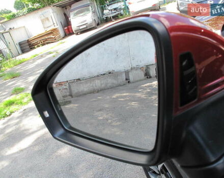 Красный Фольксваген Тигуан, объемом двигателя 2 л и пробегом 80 тыс. км за 21500 $, фото 33 на Automoto.ua