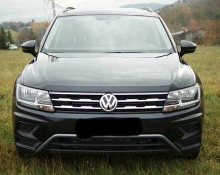 Красный Фольксваген Тигуан, объемом двигателя 2 л и пробегом 35 тыс. км за 13200 $, фото 6 на Automoto.ua