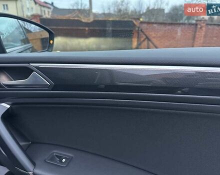 Красный Фольксваген Тигуан, объемом двигателя 2.03 л и пробегом 218 тыс. км за 27950 $, фото 46 на Automoto.ua