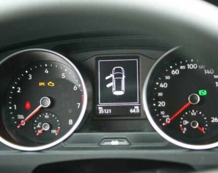 Красный Фольксваген Тигуан, объемом двигателя 2 л и пробегом 35 тыс. км за 13200 $, фото 20 на Automoto.ua