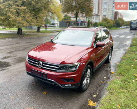 Червоний Фольксваген Тігуан, об'ємом двигуна 1.98 л та пробігом 74 тис. км за 22100 $, фото 8 на Automoto.ua