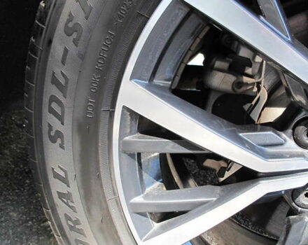 Красный Фольксваген Тигуан, объемом двигателя 2 л и пробегом 80 тыс. км за 21500 $, фото 25 на Automoto.ua