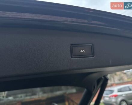 Красный Фольксваген Тигуан, объемом двигателя 2.03 л и пробегом 218 тыс. км за 27950 $, фото 66 на Automoto.ua