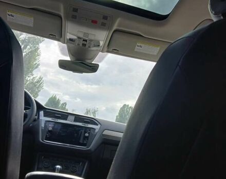 Красный Фольксваген Тигуан, объемом двигателя 2 л и пробегом 52 тыс. км за 25800 $, фото 18 на Automoto.ua