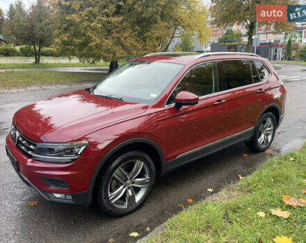 Червоний Фольксваген Тігуан, об'ємом двигуна 1.98 л та пробігом 74 тис. км за 22100 $, фото 9 на Automoto.ua