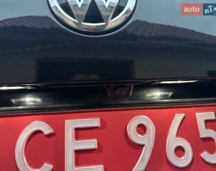 Красный Фольксваген Тигуан, объемом двигателя 2.03 л и пробегом 218 тыс. км за 27950 $, фото 69 на Automoto.ua