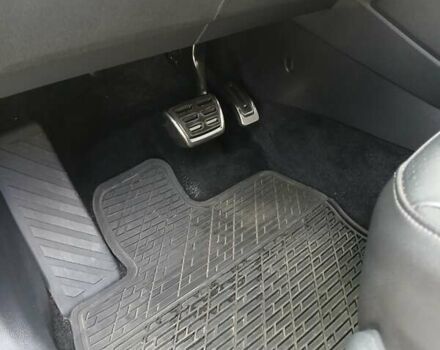 Красный Фольксваген Тигуан, объемом двигателя 2 л и пробегом 52 тыс. км за 25800 $, фото 15 на Automoto.ua