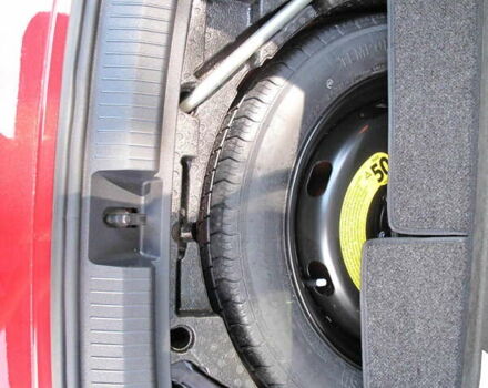 Красный Фольксваген Тигуан, объемом двигателя 2 л и пробегом 80 тыс. км за 21500 $, фото 36 на Automoto.ua