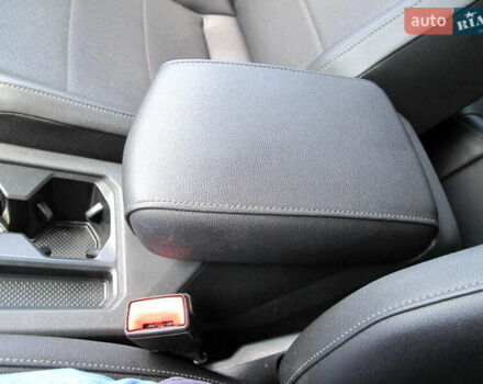 Красный Фольксваген Тигуан, объемом двигателя 2 л и пробегом 80 тыс. км за 21500 $, фото 78 на Automoto.ua