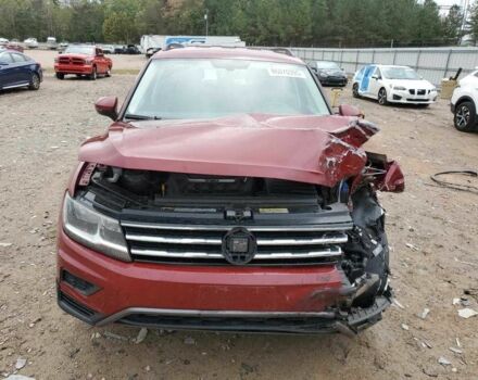 Красный Фольксваген Тигуан, объемом двигателя 2 л и пробегом 97 тыс. км за 13000 $, фото 1 на Automoto.ua