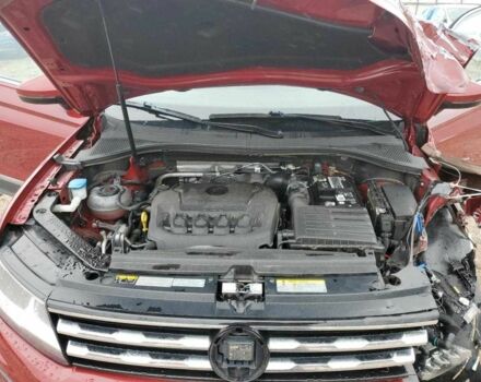 Красный Фольксваген Тигуан, объемом двигателя 2 л и пробегом 97 тыс. км за 13000 $, фото 6 на Automoto.ua