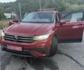 Красный Фольксваген Тигуан, объемом двигателя 2.01 л и пробегом 65 тыс. км за 22999 $, фото 3 на Automoto.ua