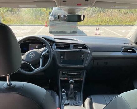 Красный Фольксваген Тигуан, объемом двигателя 1.98 л и пробегом 33 тыс. км за 28900 $, фото 6 на Automoto.ua