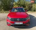 Червоний Фольксваген Тігуан, об'ємом двигуна 1.98 л та пробігом 16 тис. км за 32000 $, фото 1 на Automoto.ua