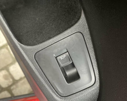 Червоний Фольксваген Тігуан, об'ємом двигуна 1.98 л та пробігом 51 тис. км за 26999 $, фото 49 на Automoto.ua