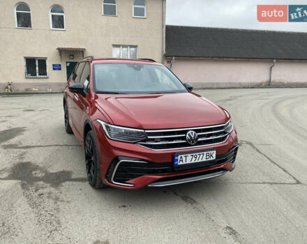 Червоний Фольксваген Тігуан, об'ємом двигуна 1.98 л та пробігом 51 тис. км за 26999 $, фото 7 на Automoto.ua
