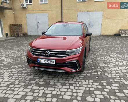 Червоний Фольксваген Тігуан, об'ємом двигуна 1.98 л та пробігом 51 тис. км за 26999 $, фото 14 на Automoto.ua