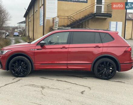 Червоний Фольксваген Тігуан, об'ємом двигуна 1.98 л та пробігом 51 тис. км за 26999 $, фото 29 на Automoto.ua