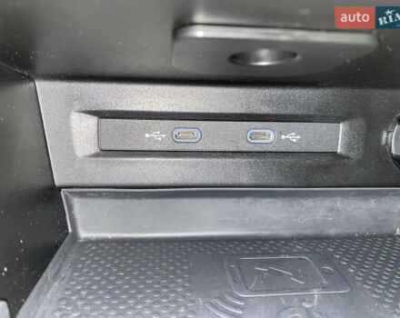 Червоний Фольксваген Тігуан, об'ємом двигуна 1.98 л та пробігом 51 тис. км за 26999 $, фото 48 на Automoto.ua