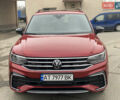 Червоний Фольксваген Тігуан, об'ємом двигуна 1.98 л та пробігом 51 тис. км за 26999 $, фото 4 на Automoto.ua