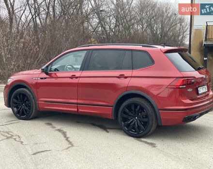 Червоний Фольксваген Тігуан, об'ємом двигуна 1.98 л та пробігом 51 тис. км за 26999 $, фото 30 на Automoto.ua