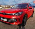 Красный Фольксваген Тигуан, объемом двигателя 1.97 л и пробегом 32 тыс. км за 45000 $, фото 1 на Automoto.ua