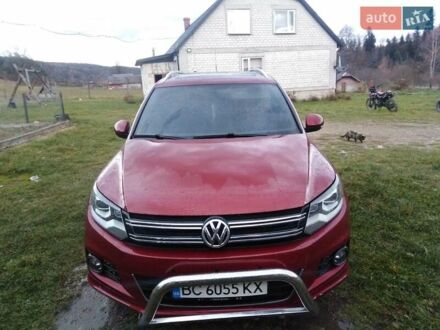 Фольксваген Тігуан 2009 у Старом Самборе на Automoto.ua Червоний Фольксваген Тігуан, об'ємом двигуна 1.98 л та пробігом 339 тис. км за 10500 $, фото 1 на Automoto.ua