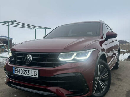 Фольксваген Тигуан 2017 в Сумах на Automoto.ua Красный Фольксваген Тигуан, объемом двигателя 1.98 л и пробегом 90 тыс. км за 21500 $, фото 1 на Automoto.ua