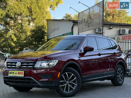 Фольксваген Тігуан 2019 у Миколаєві на Automoto.ua Червоний Фольксваген Тігуан, об'ємом двигуна 1.98 л та пробігом 99 тис. км за 20300 $, фото 1 на Automoto.ua
