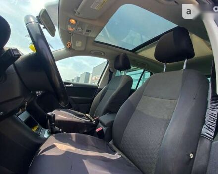 Фольксваген Тігуан, об'ємом двигуна 2 л та пробігом 115 тис. км за 12000 $, фото 12 на Automoto.ua