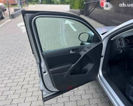 Фольксваген Тигуан, объемом двигателя 2 л и пробегом 135 тыс. км за 12500 $, фото 4 на Automoto.ua