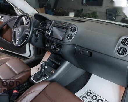 Фольксваген Тигуан, объемом двигателя 2 л и пробегом 146 тыс. км за 20000 $, фото 27 на Automoto.ua