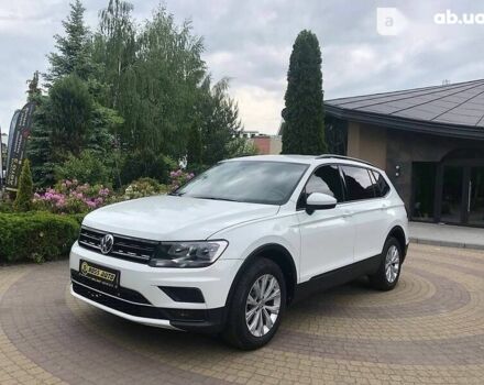 Фольксваген Тигуан, объемом двигателя 0 л и пробегом 37 тыс. км за 22999 $, фото 4 на Automoto.ua